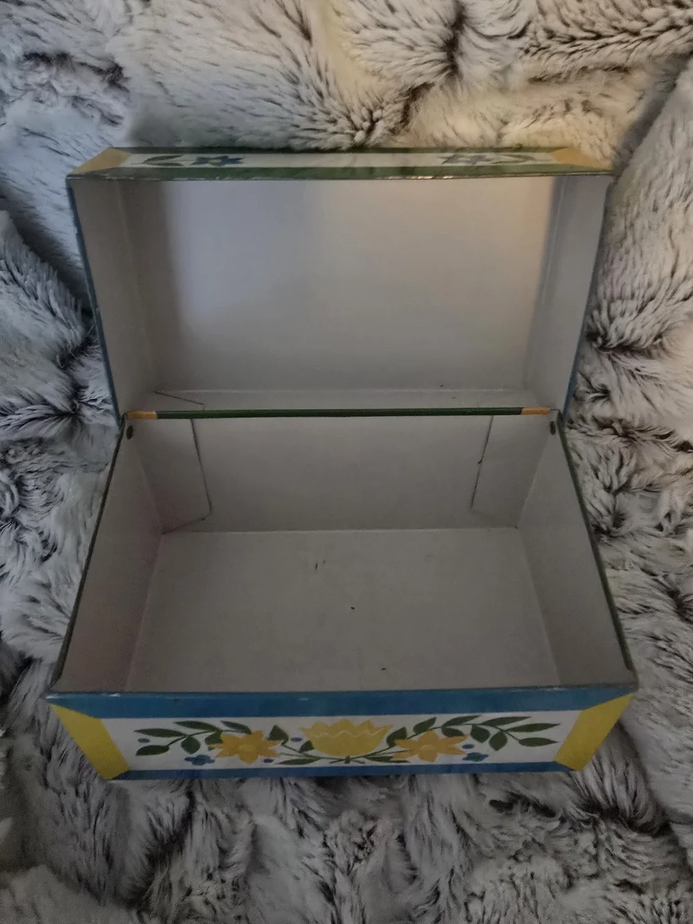 Vintage MCM Tin Floral Recipe/Storage Box 5x3 Few Chippy Spots Cottagecore